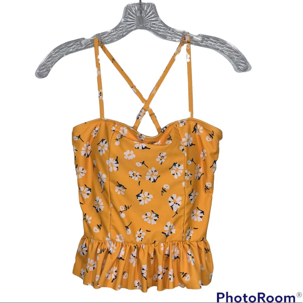 XS Floral ruffled swim top